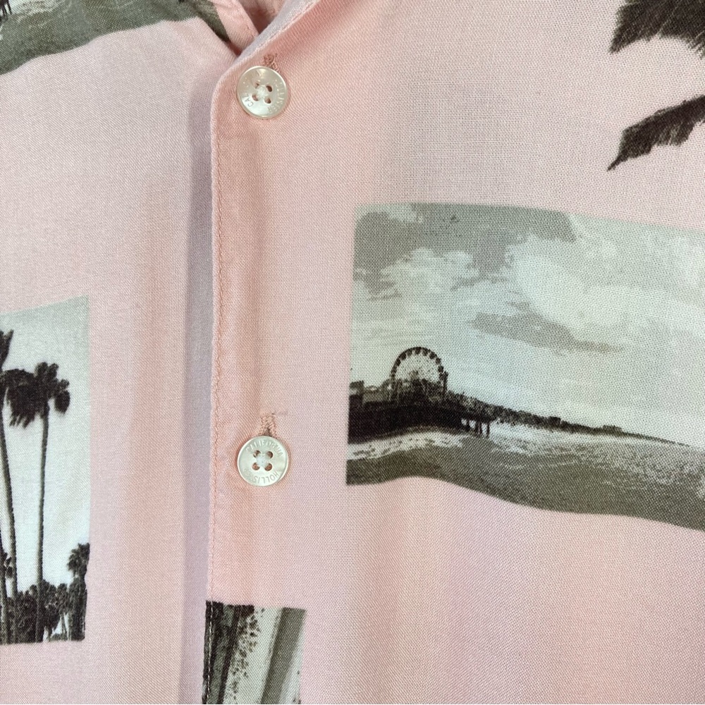SOLD!! Hollister Mens Beach Shirt Small Pink Button Down - Picture 9 of 14